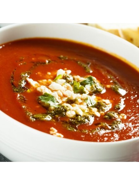 Velouté de tomates au pesto et aux amandes